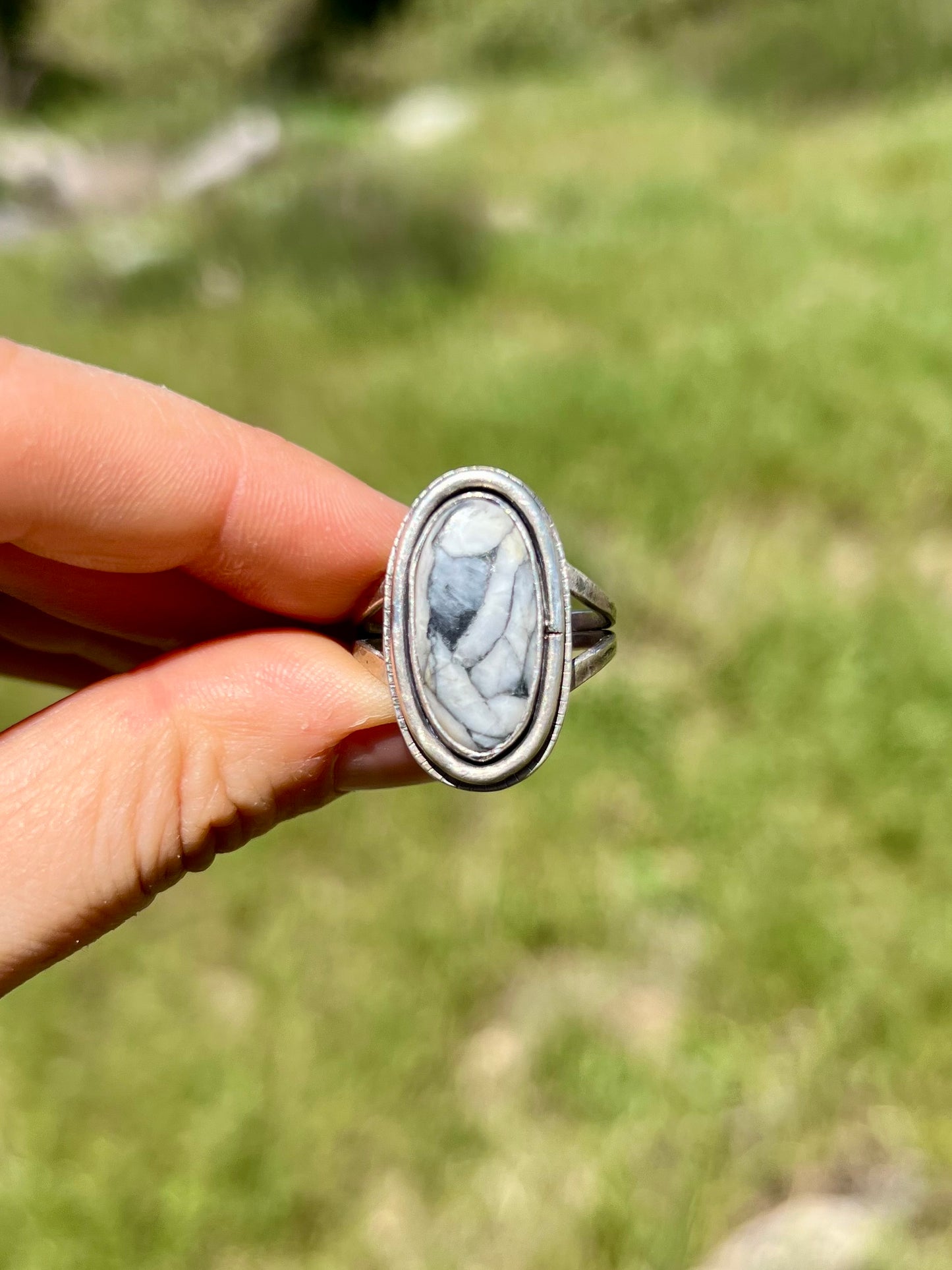 Oval Pinolith Jasper Ring