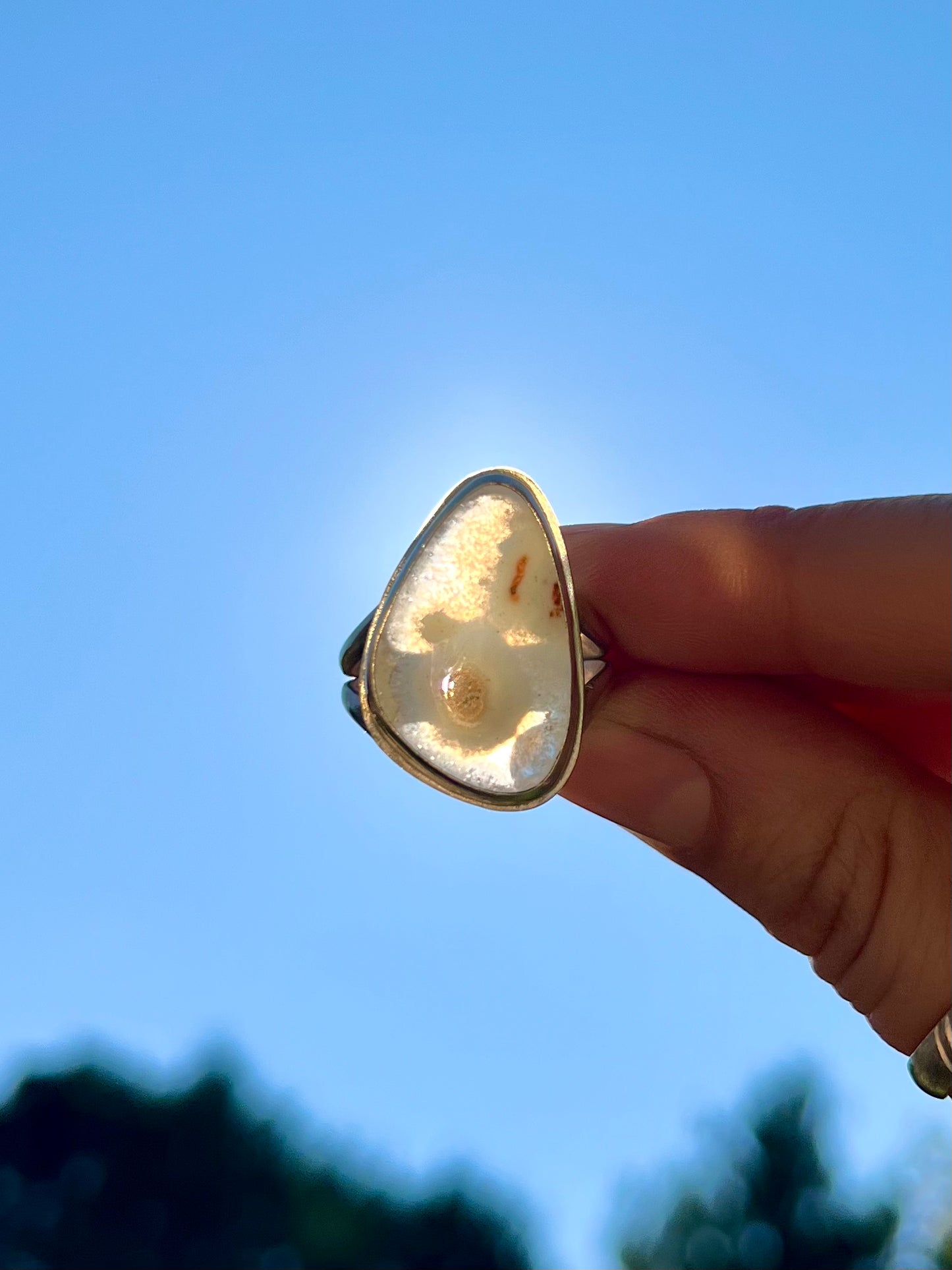 Large Asymmetrical Solar Quartz Ring