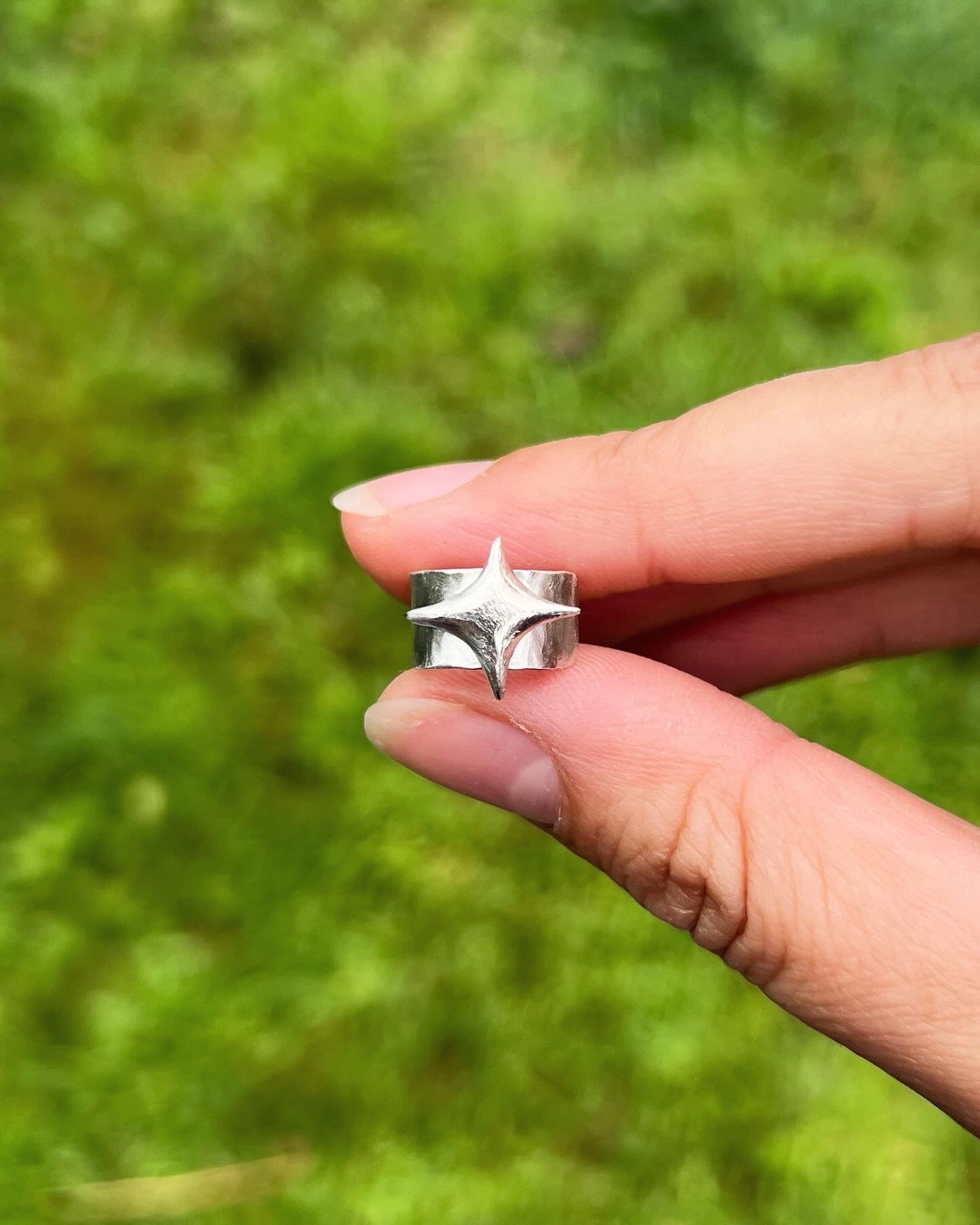 Adjustable Star Hammered Ear Cuff